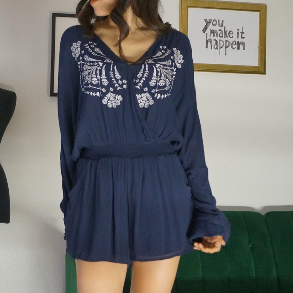 Navy blue cold shoulder long sleeve Romper Embroidered Design Size S - Picture 2 of 9